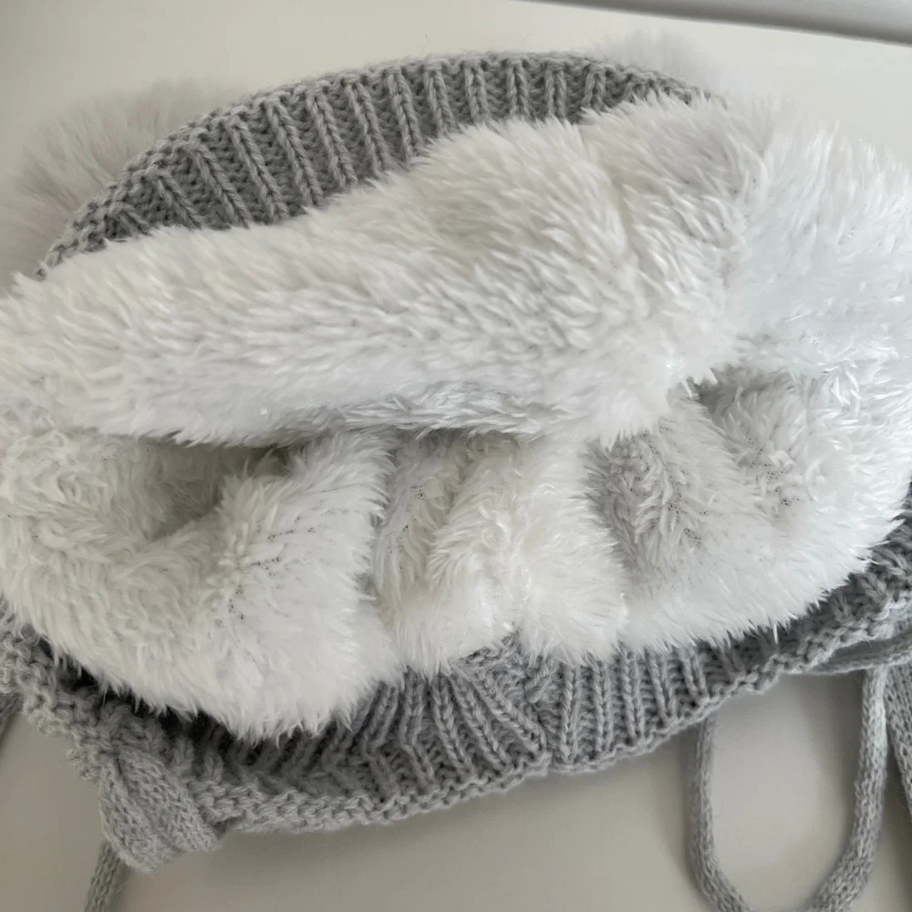 Baby Bear Hat with pom pom and scarf set